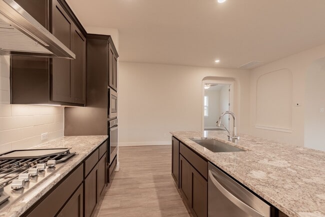 Building Photo - 3804 Sandhill Crane Dr