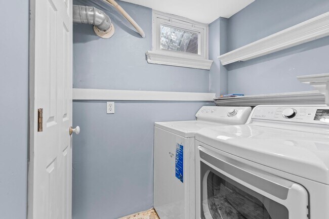 Building Photo - Charming 3-Bedroom Home in Silver Spring