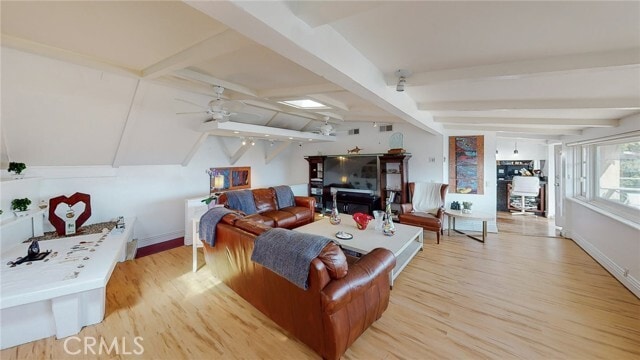 Building Photo - 274 Diamond St