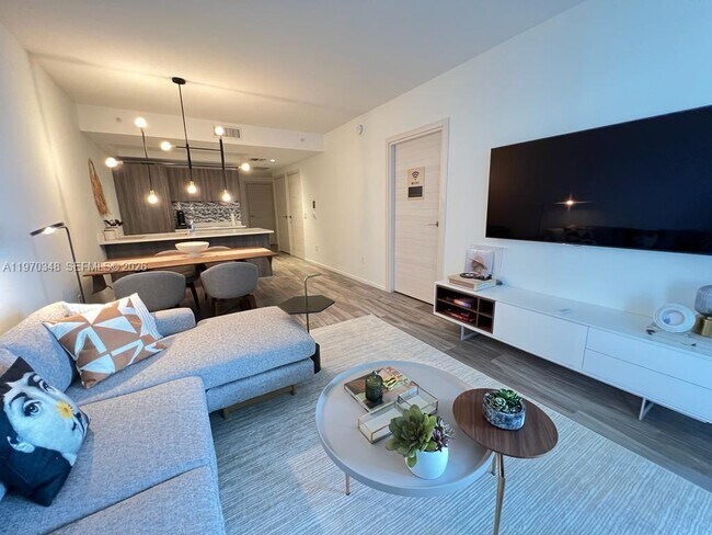 Building Photo - 801 S Miami Ave