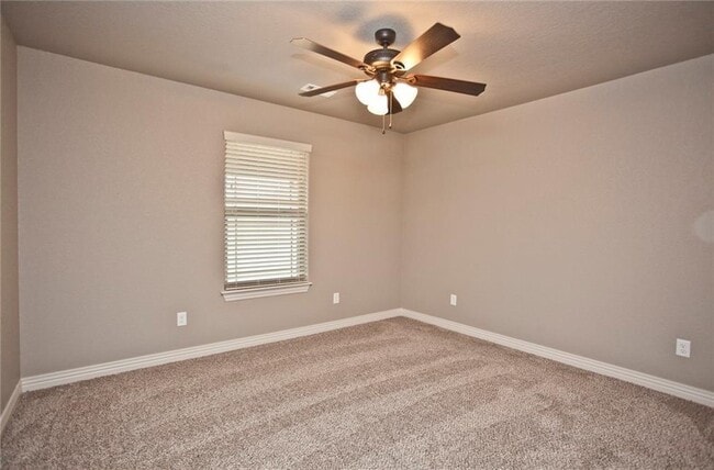 Building Photo - 728 NW 64th Ave