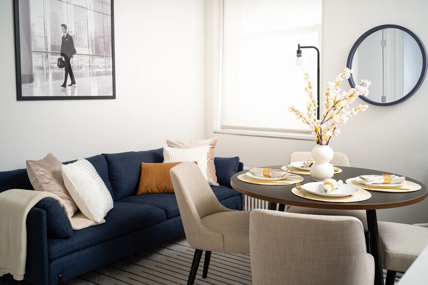 Building Photo - 52 Maiden Ln