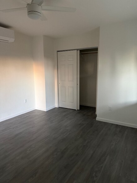 Building Photo - 5564 E Camden St