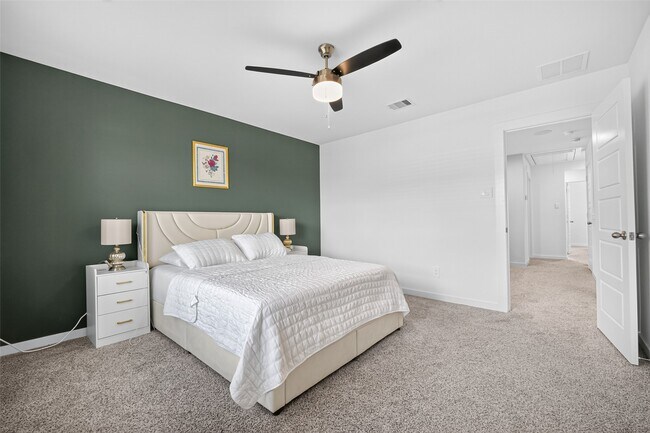 Building Photo - 10206 Penryn Frst Trl