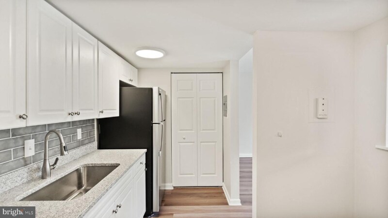Building Photo - 527 N Armistead St