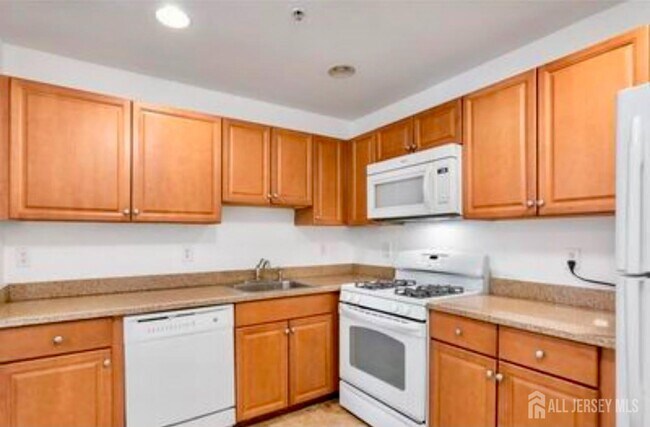 Building Photo - 106 Chariot Ct