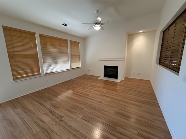 Building Photo - Prestigious Highlands Home for Lease