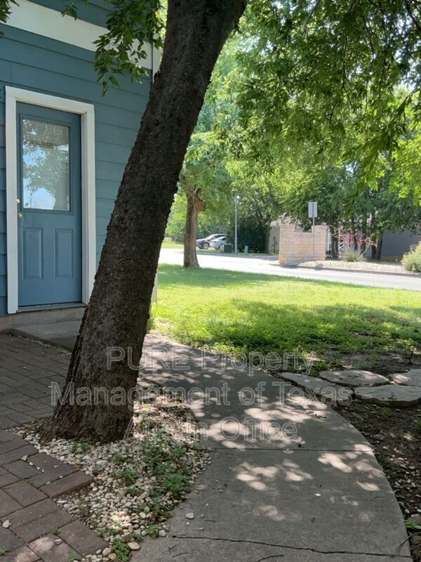 Building Photo - 302 Windridge Village Cove