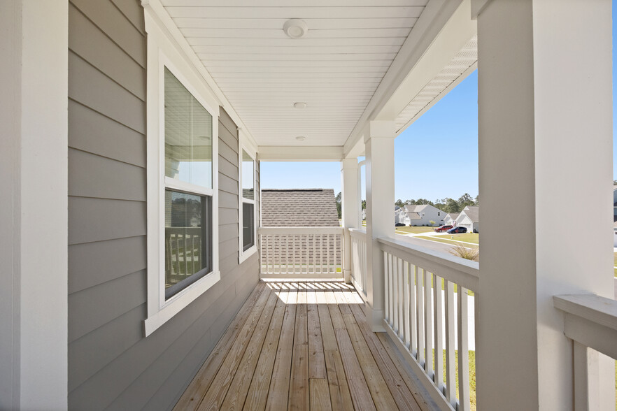 Building Photo - 268 Heron Creek Dr