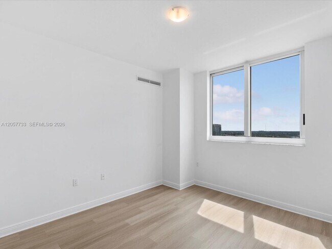 Building Photo - 1745 E Hallandale Beach Blvd