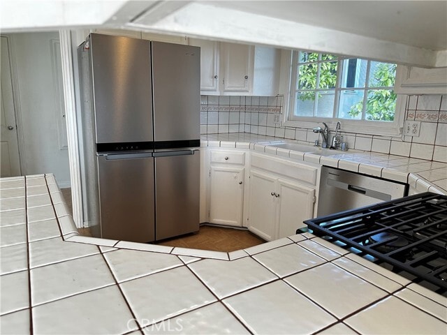 Building Photo - 2900 Shakespeare Dr