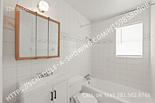 Building Photo - 326 Brookview St