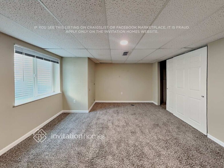 Building Photo - 5280 E 129th Way