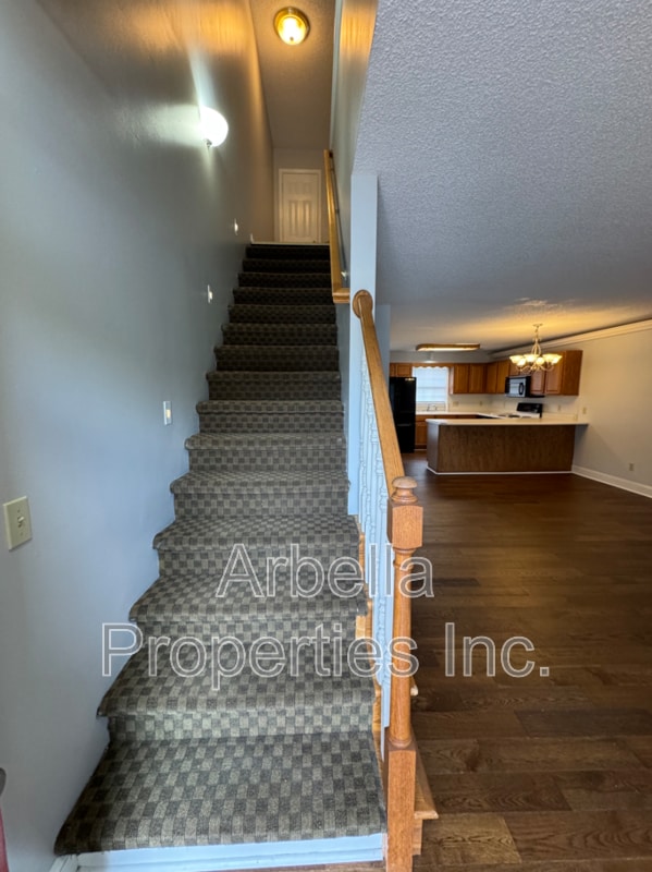 Building Photo - 1733 Blakewood Ct