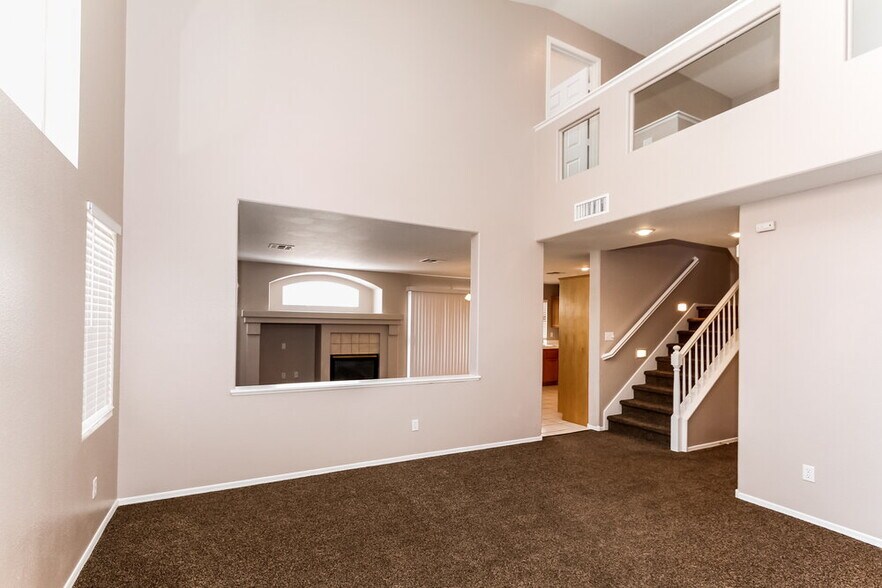 Building Photo - 8110 Sundown Vista Ave