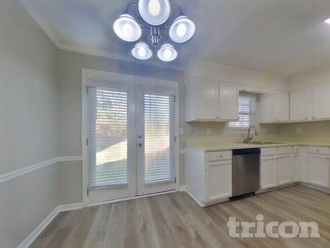 Building Photo - 1292 Parkwood Chase NW