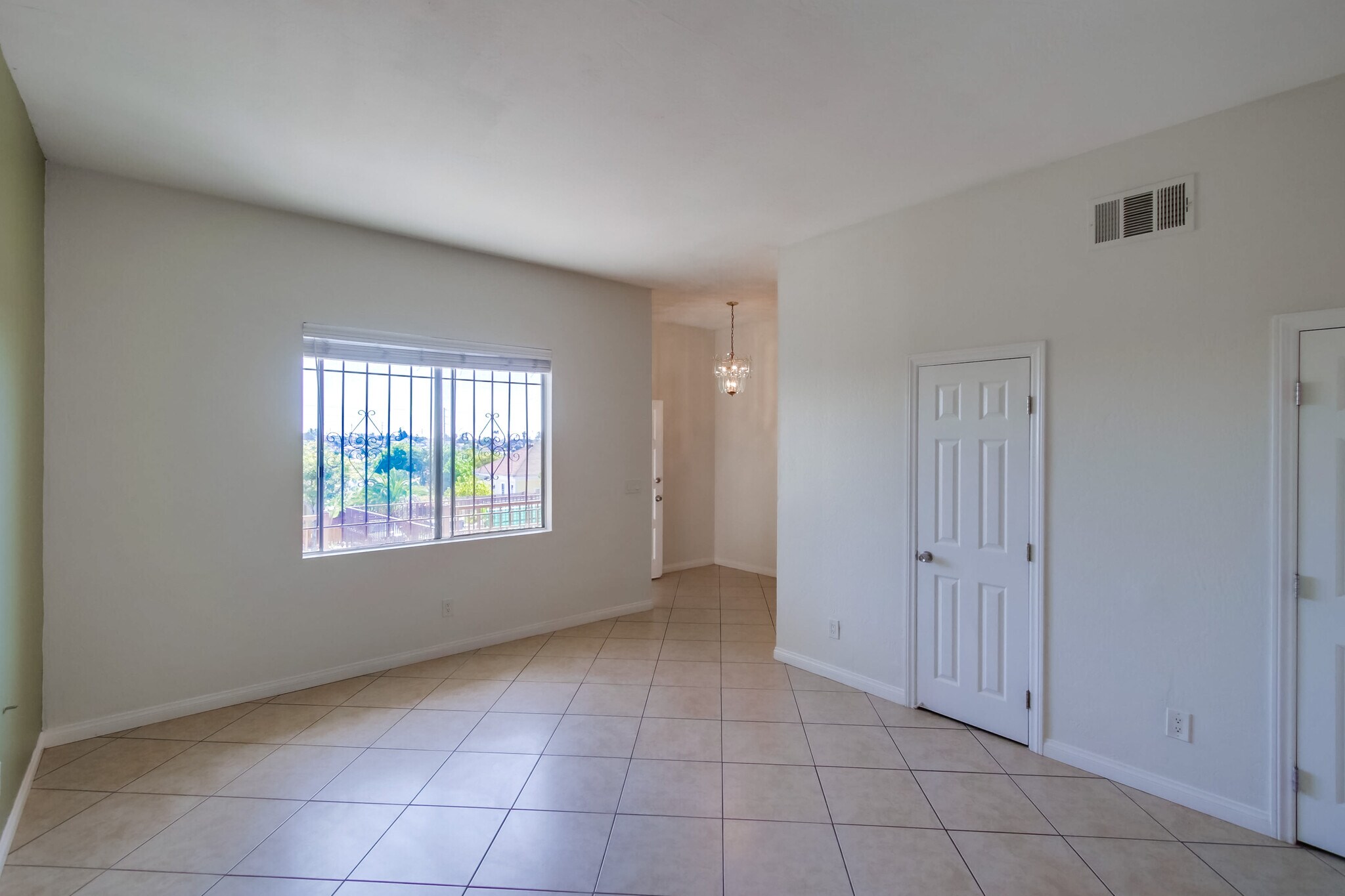 Building Photo - 2724 K St
