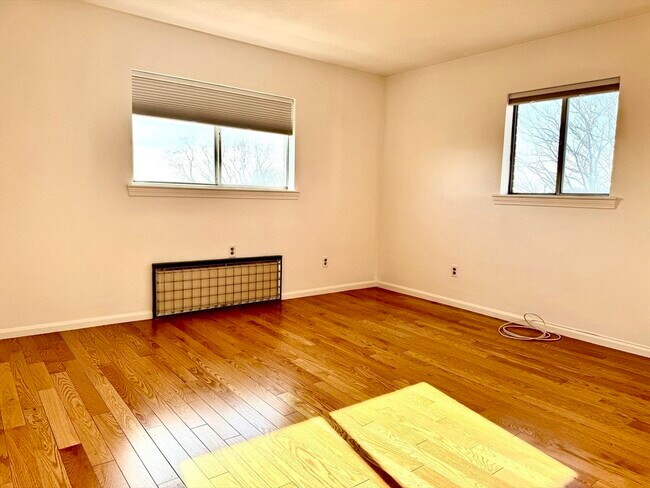 Building Photo - 395 Revere Beach Pkwy