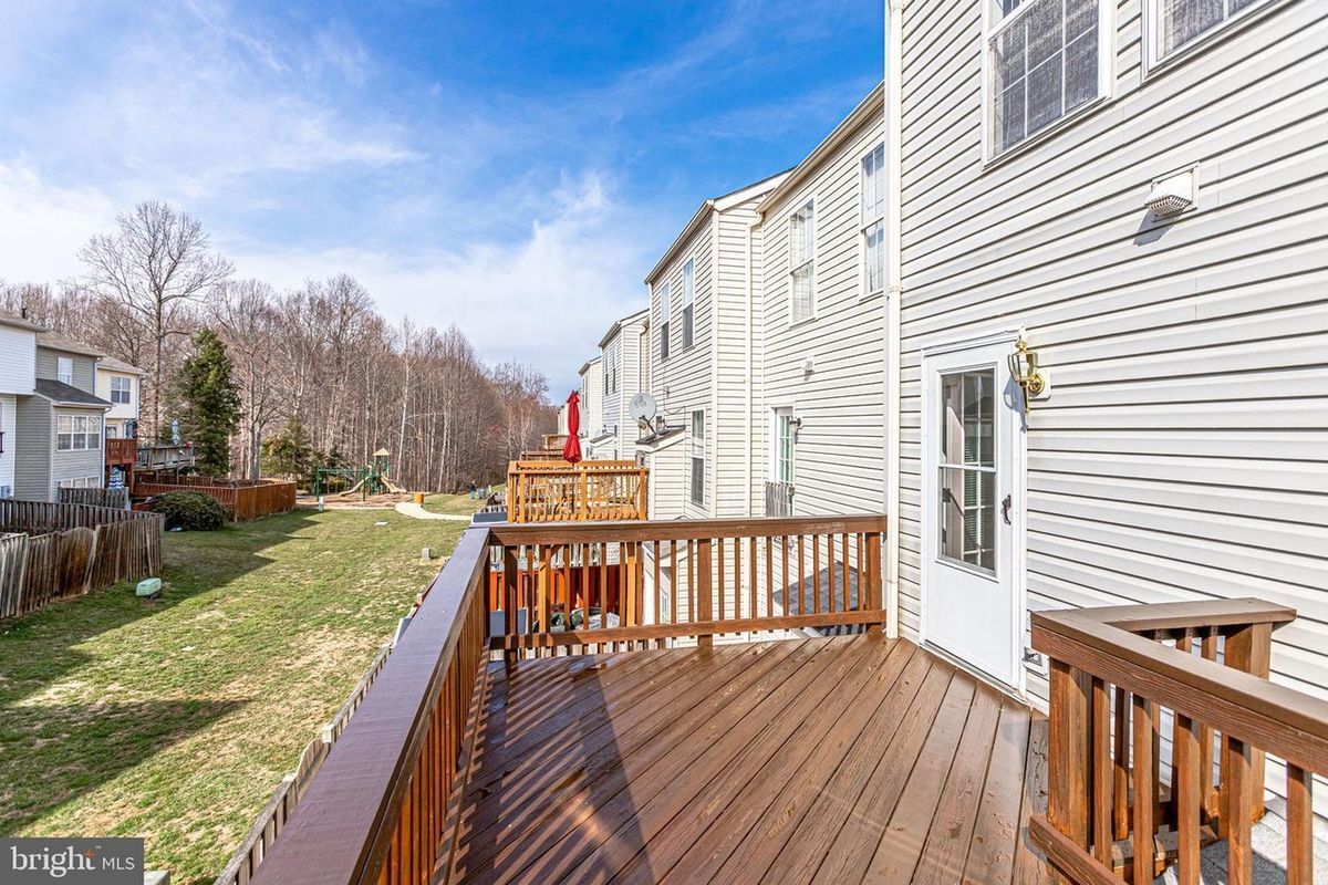 Building Photo - 15656 Three Otters Pl