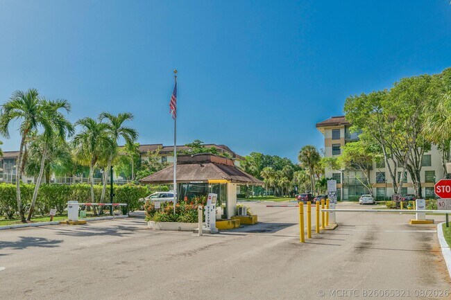 Building Photo - 5570 NW 44th St