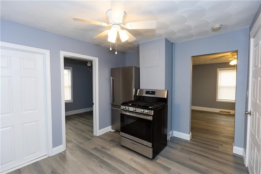 Building Photo - 139 Stanton Ave