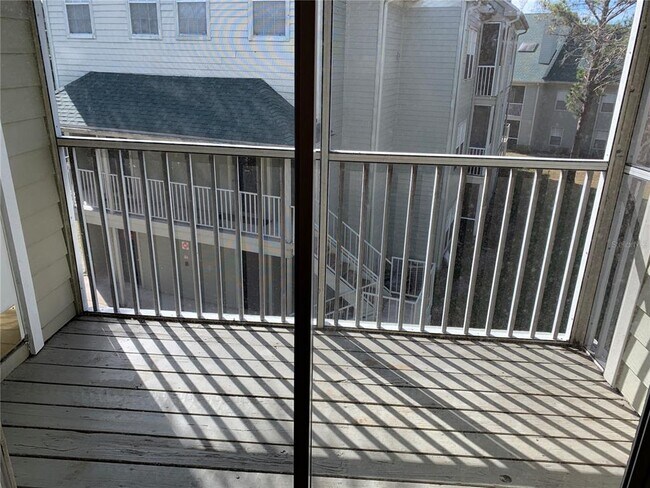 Building Photo - 5962 Westgate Dr