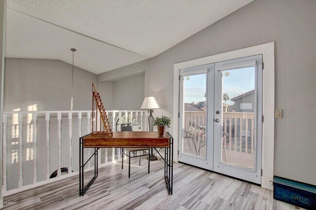 Building Photo - 4435 E Amberwood Dr