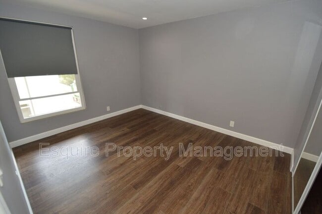Building Photo - 31578 Agoura Rd