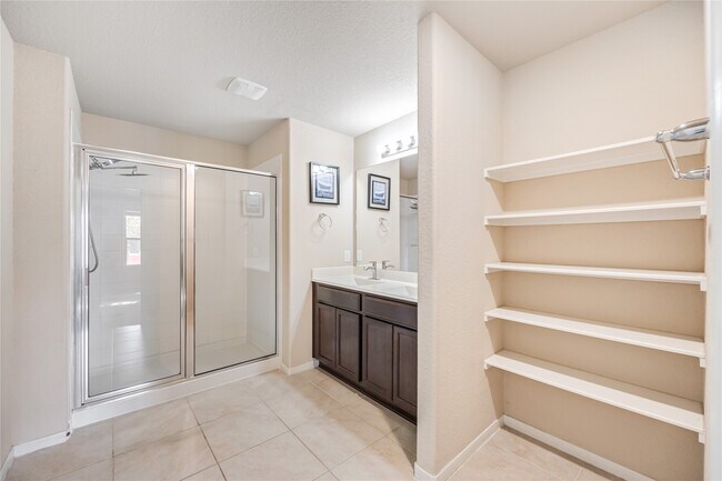 Building Photo - 3023 McDonough Way