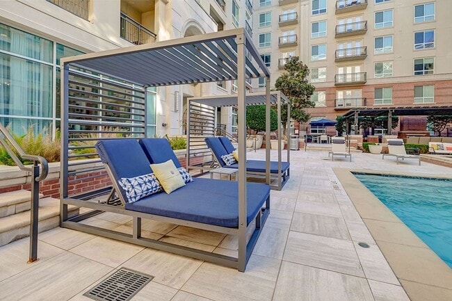 Building Photo - 2801 Waterwall Dr