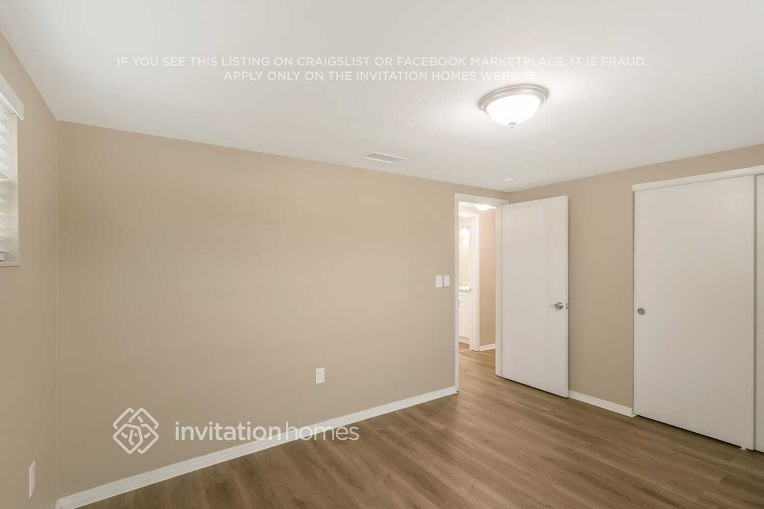 Building Photo - 5135 Kiwi Dr