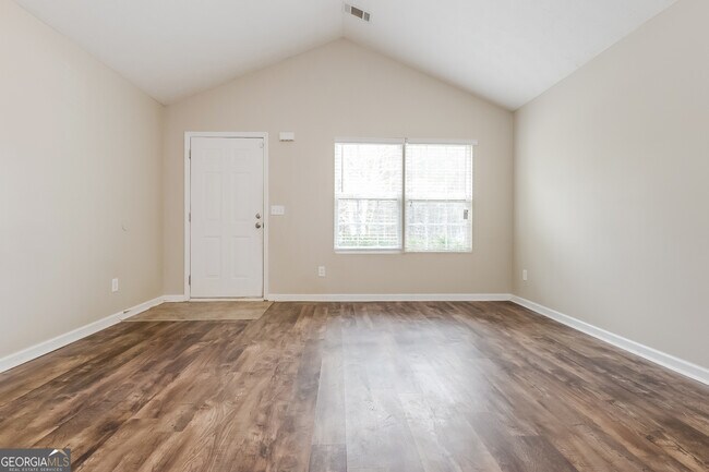 Building Photo - 5179 Tew Ln SW