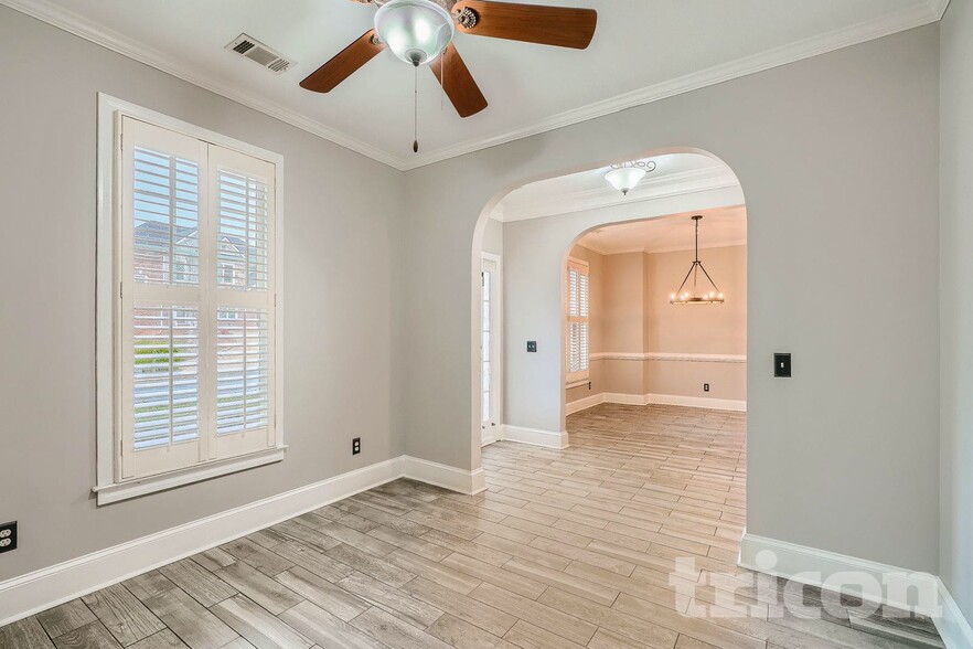 Building Photo - 1567 Squire Hill Ln