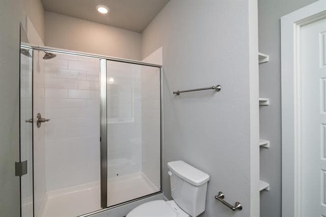 Building Photo - 744 Wheatfield Dr