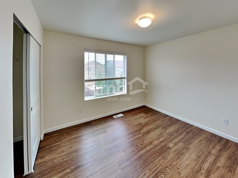 Building Photo - 1993 NW 22nd St