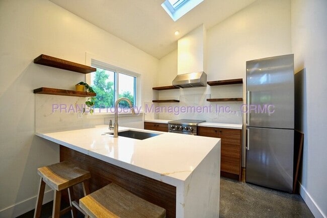 Building Photo - 112 Kinross Dr