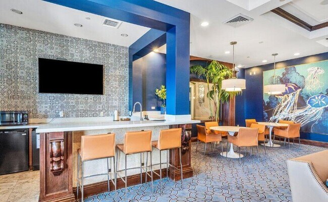 Building Photo - 1309 Tuscany Way