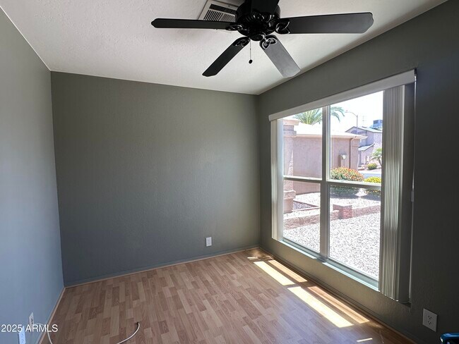 Building Photo - 3948 W Chama Dr
