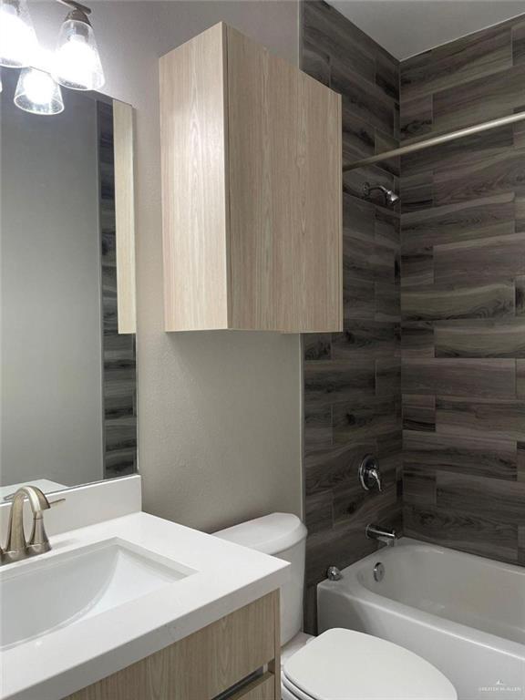 Building Photo - 23-3 1/2 3 1/2 St