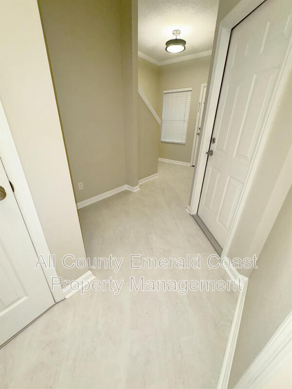 Building Photo - 732 E Mack Bayou Dr