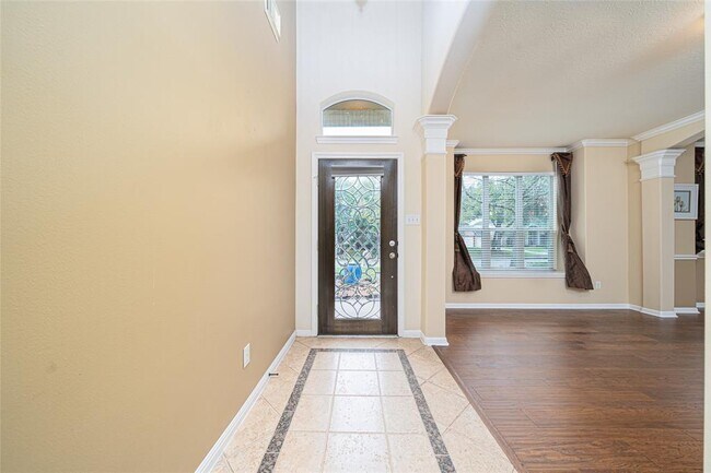 Building Photo - 14418 Chartley Falls Dr