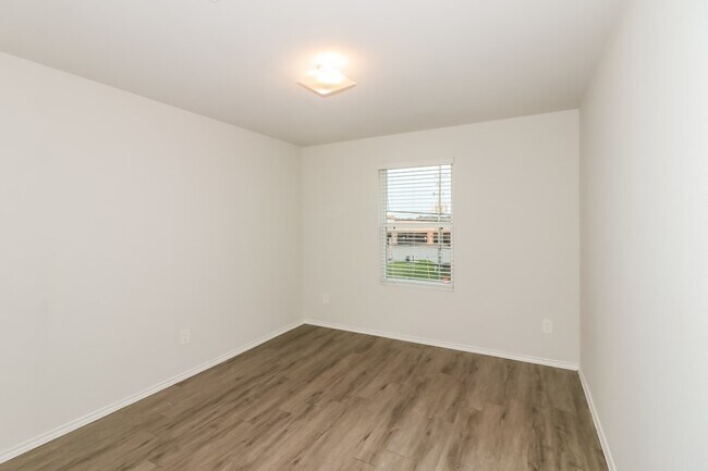 Building Photo - 21626 Mamba Way