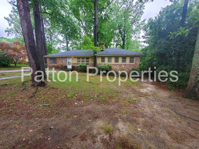 Building Photo - Forest Acres Home