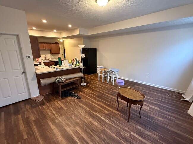 Building Photo - 3918 Howley St