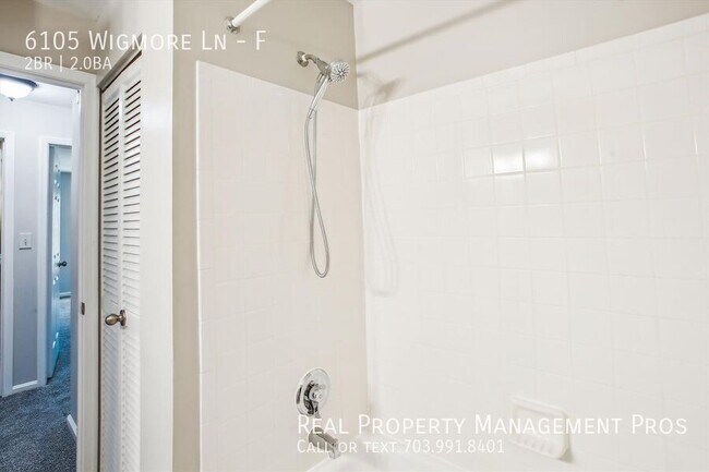 Building Photo - 6105 Wigmore Ln