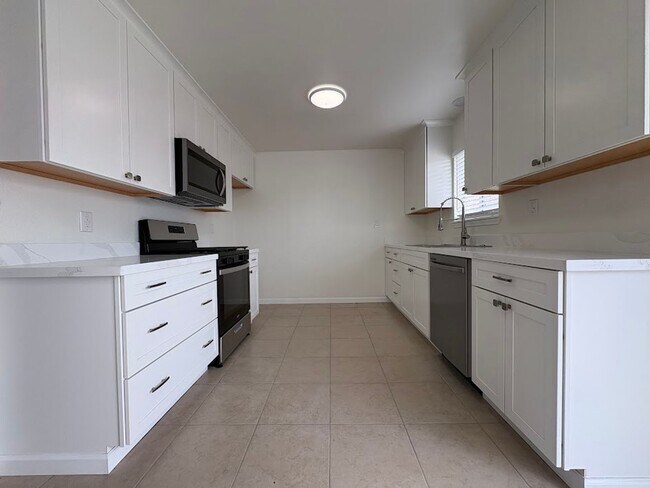 Building Photo - Charming 3 Bedroom Home in Galt