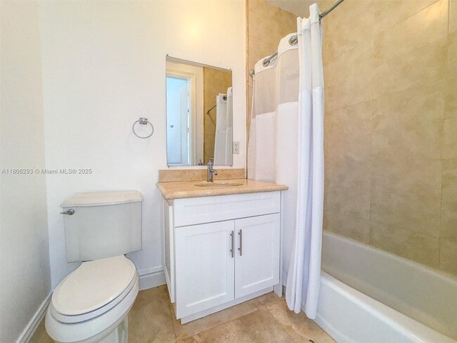 Building Photo - 10170 SW 75th Pl