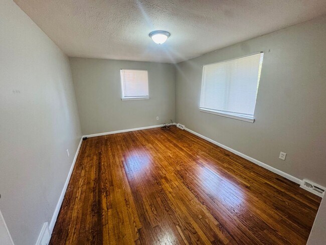 Building Photo - 8215 Crudele Dr