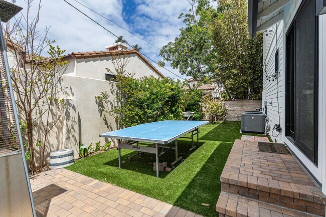 Building Photo - Coronado Beach House