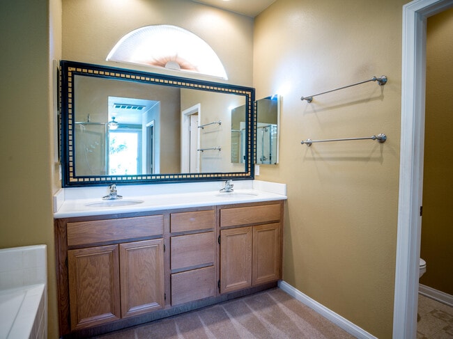 Building Photo - 42222 Revere St